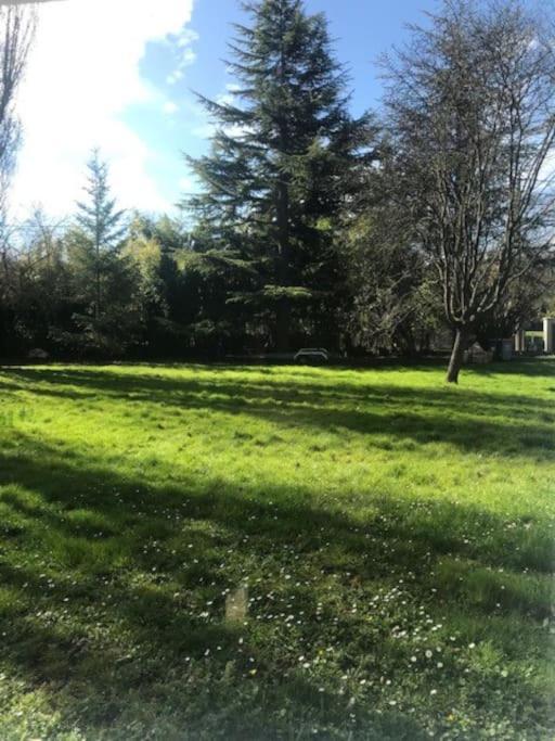 Les Bambous Apartment Poissy Exterior foto